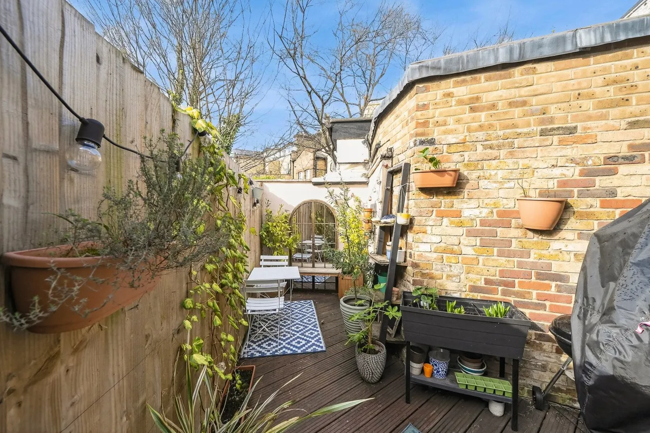 Brightfield Road, SE12, photo 19