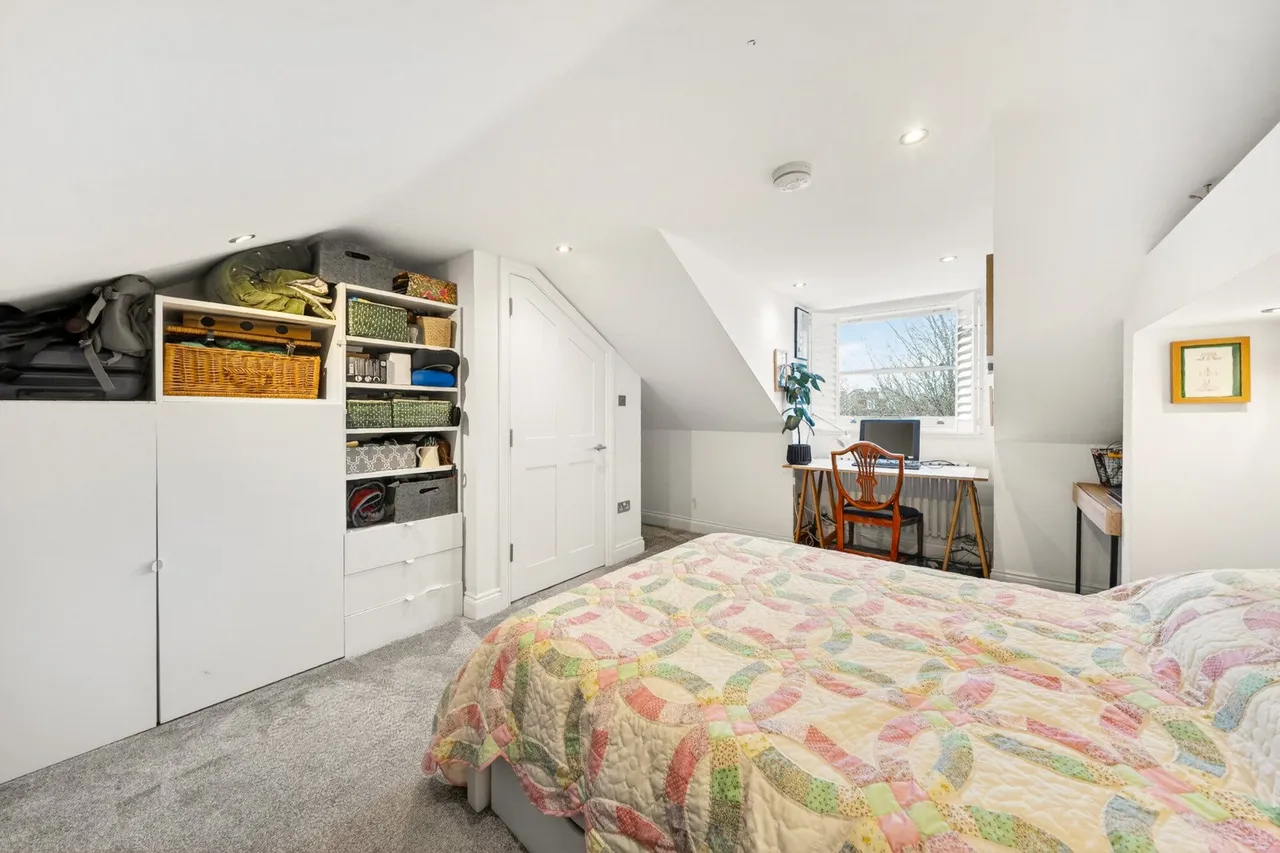 Brightfield Road, SE12, photo 16