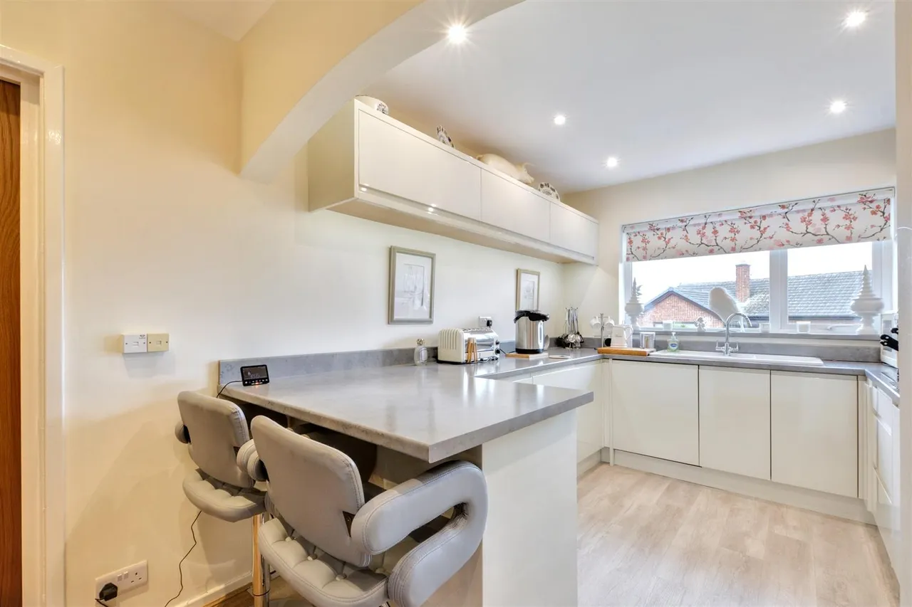 Ellerslie Grove, Sandiacre, NG10, photo 2