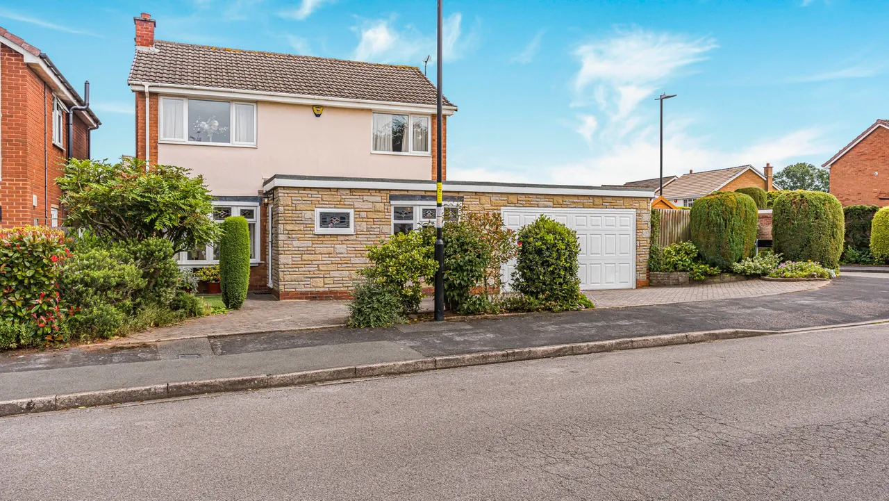 Loxley Road, Sutton Coldfield, Sutton Coldfield, B75 5NY, photo 28