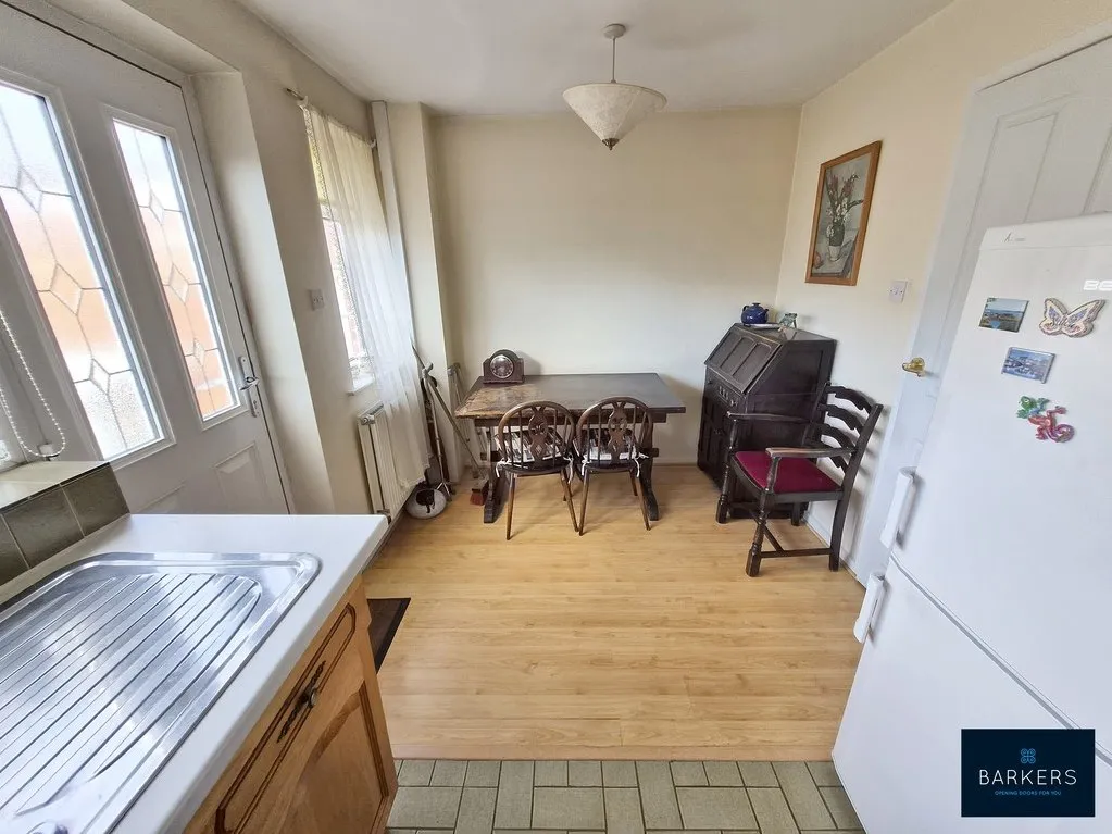 Beech Walk, Birkenshaw BD11 2PE, photo 4