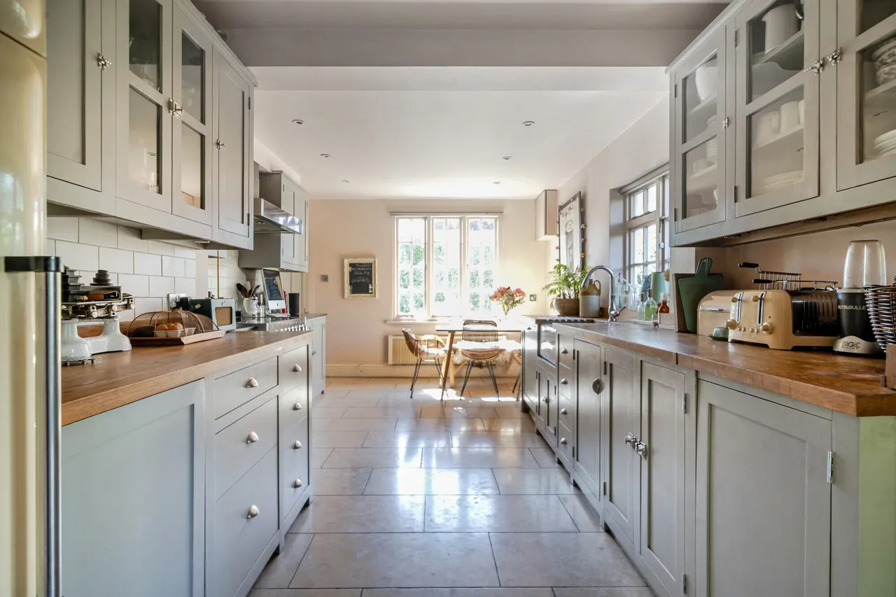 Ballinger Road, South Heath, Great Mi..., photo 4