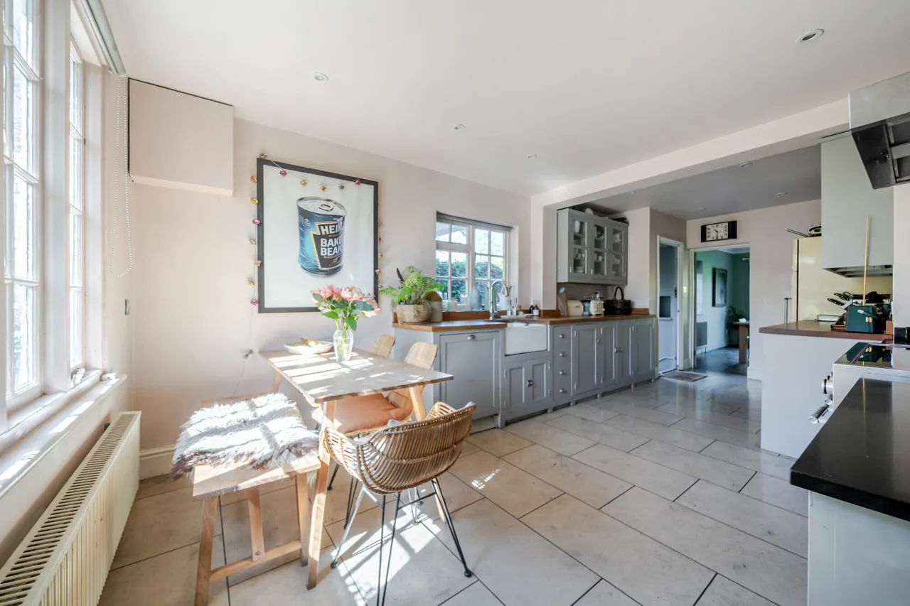 Ballinger Road, South Heath, Great Mi..., photo 9