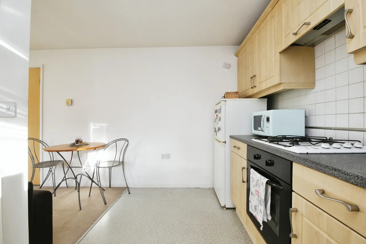 Redgrave Close, Gateshead, Tyne and Wear, NE8, photo 8