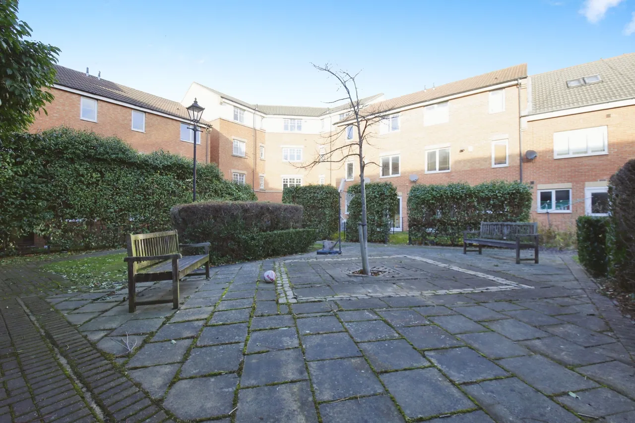 Redgrave Close, Gateshead, Tyne and Wear, NE8, photo 14