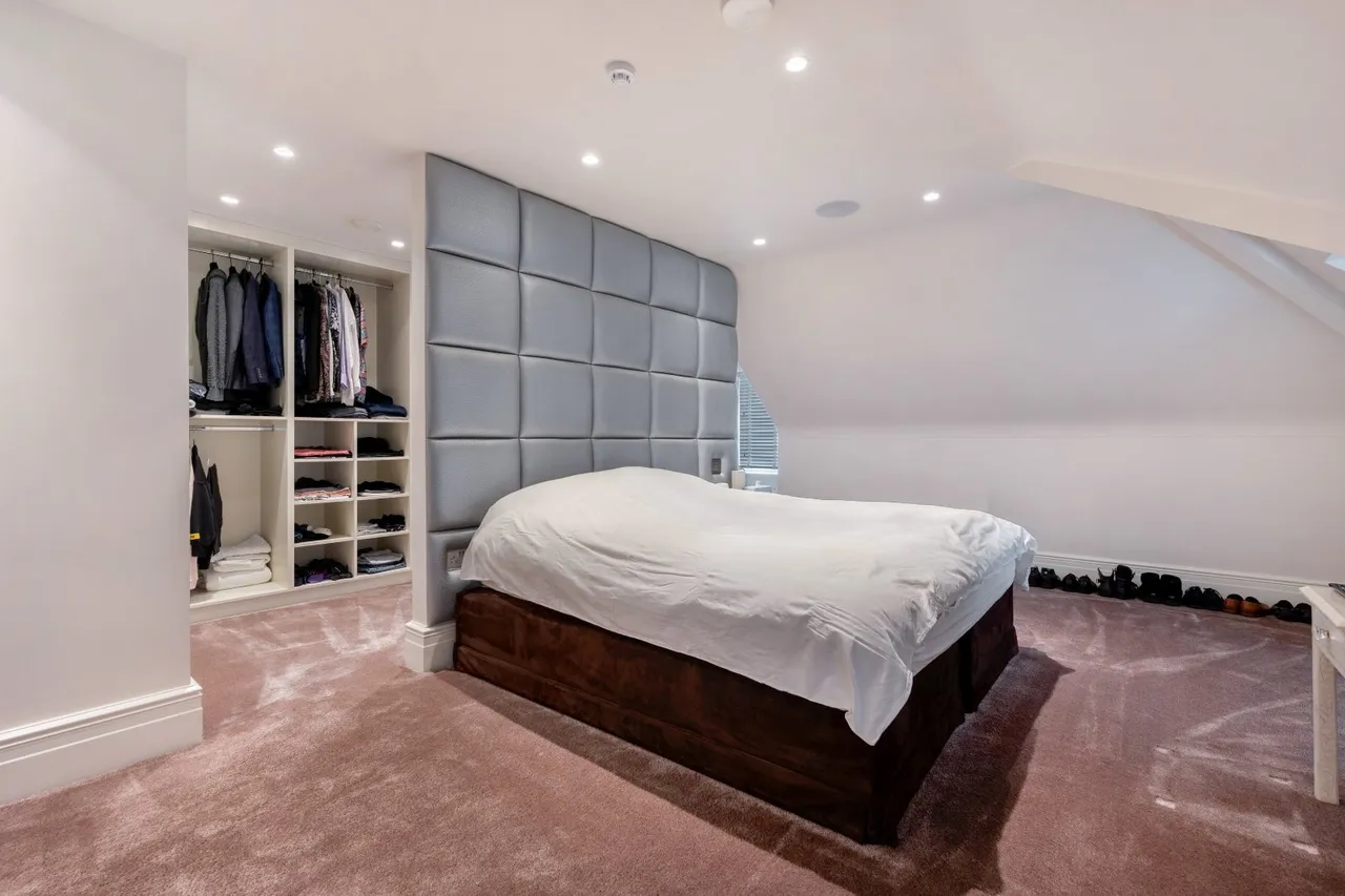 Carrwood, Hale Barns, WA15, photo 19