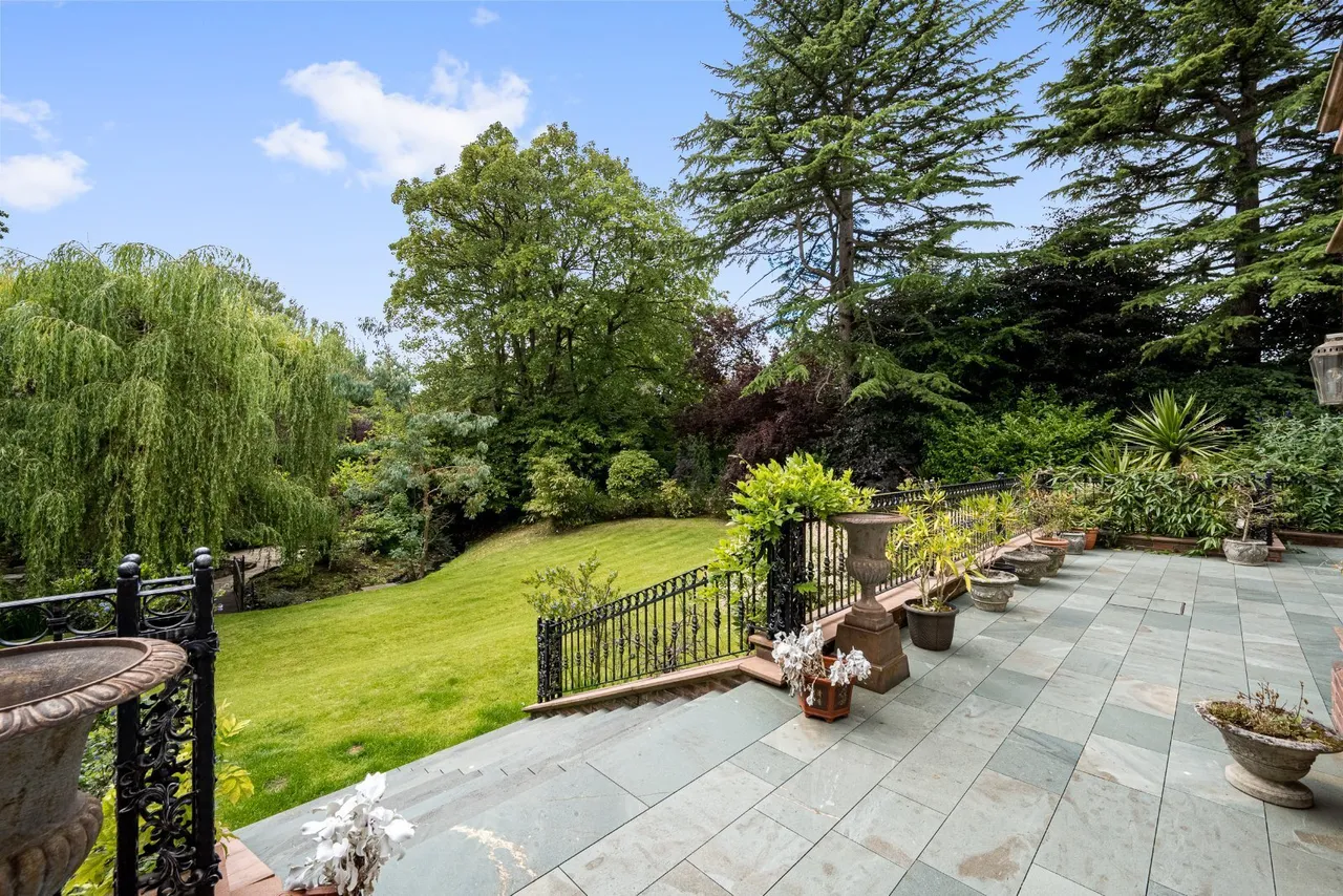 Carrwood, Hale Barns, WA15, photo 29