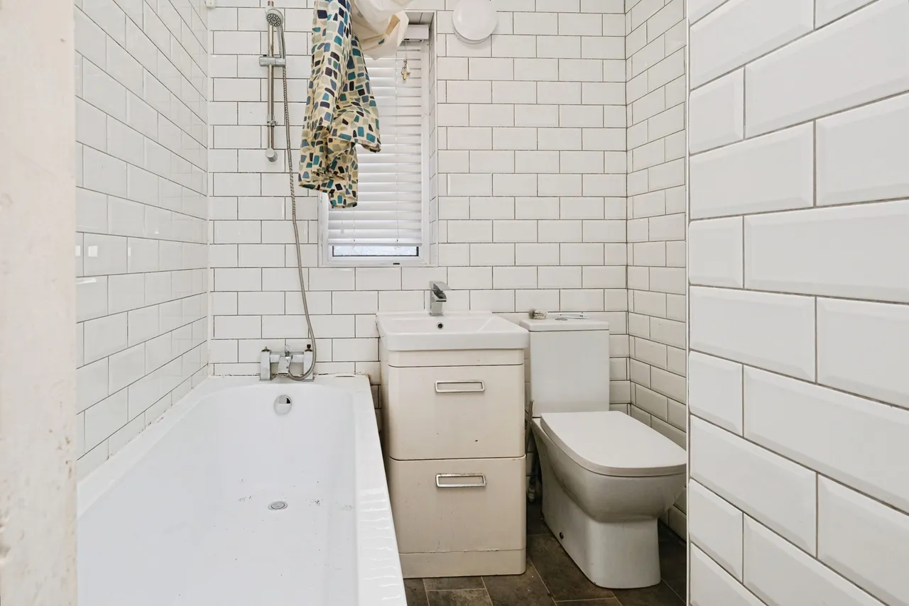 Eastdale Road, Liverpool, L15, photo 12