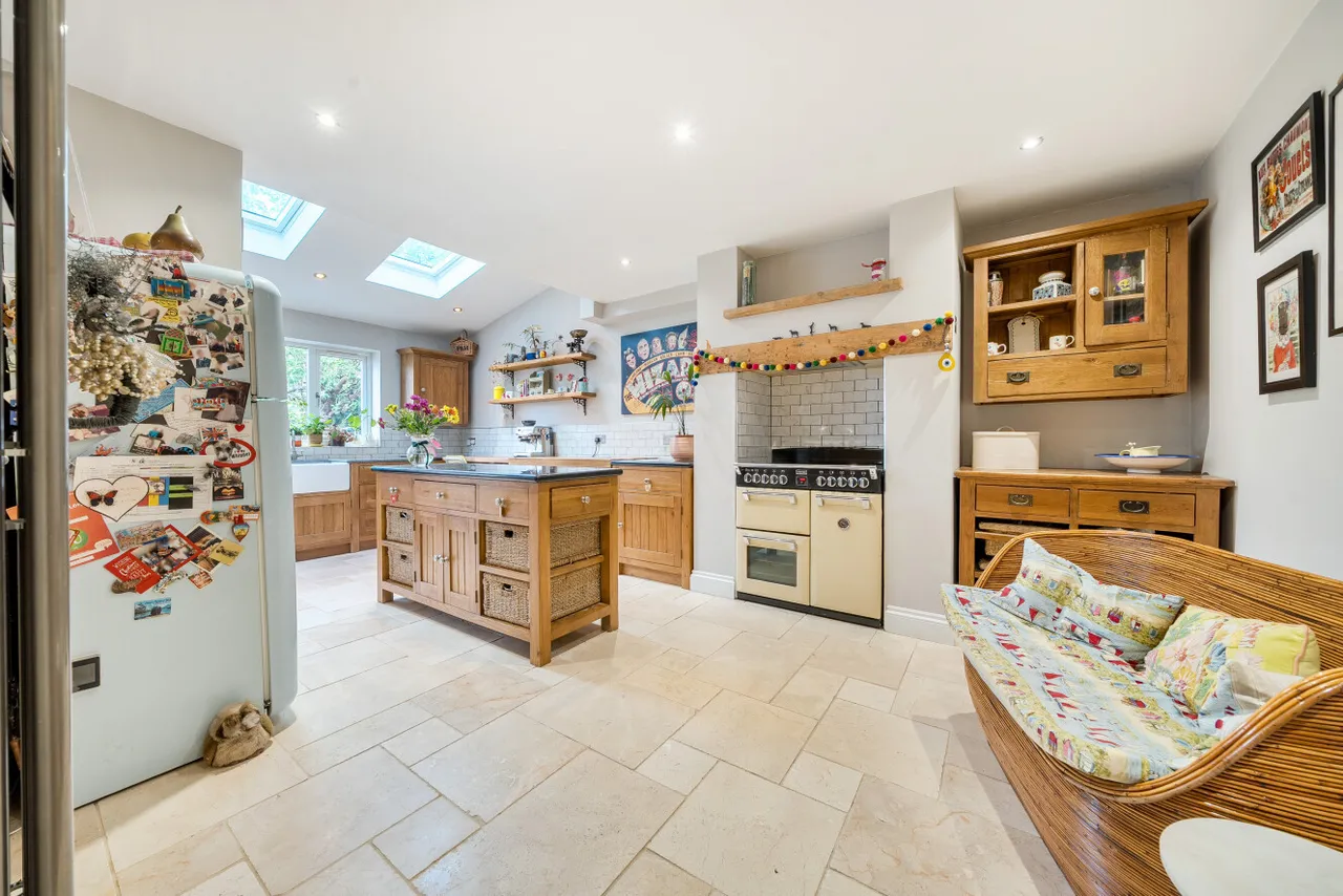 Pickhurst Lane, Hayes, Kent, BR2, photo 6