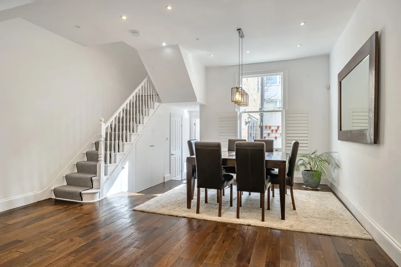 3 bed house for sale, Prothero Road, Fulham, SW6