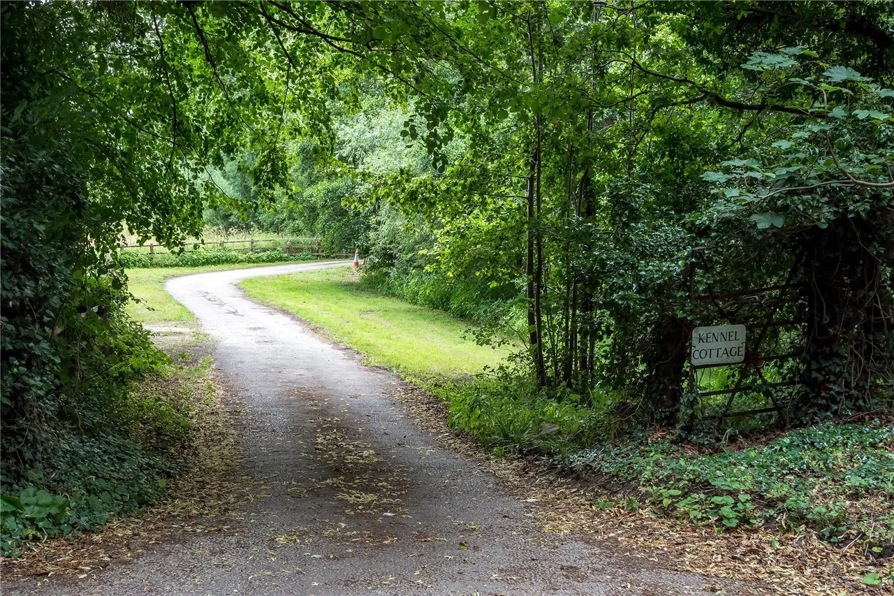 Mill Lane, Adlington, SK10, photo 4