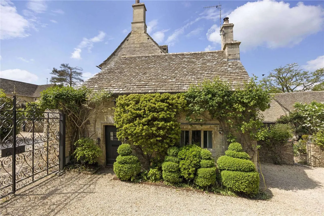 Arlington, Bibury, Cirencester, Gloucestershire, GL7 5NG, photo 11