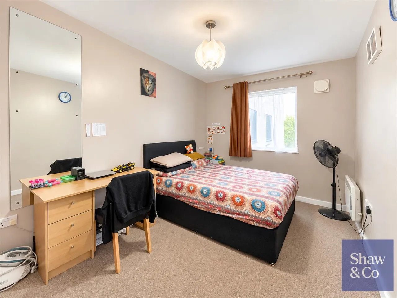 Prince Regent Road, Hounslow, photo 7