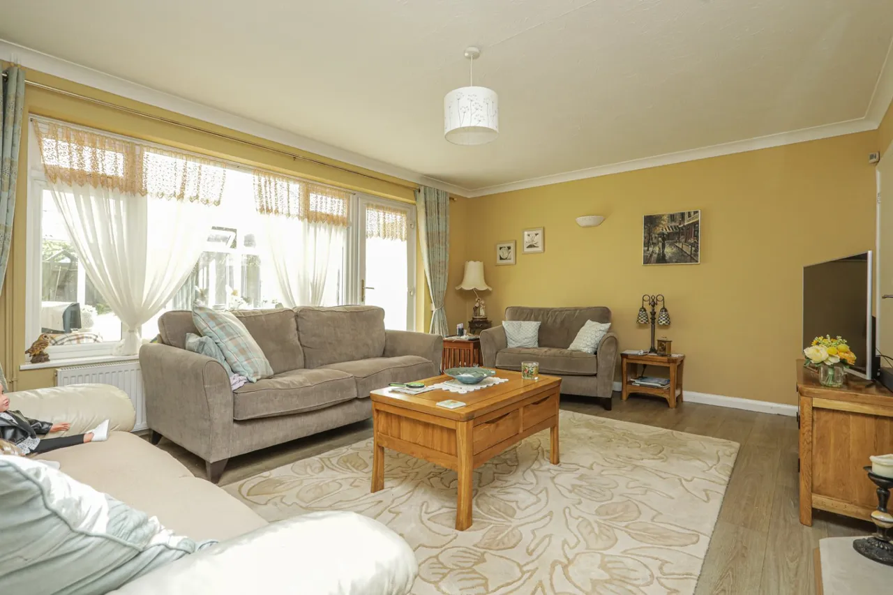 Chartwell Avenue, Herne Bay, CT6, photo 2
