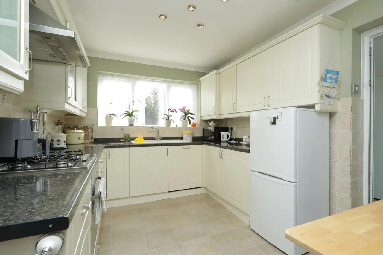Chartwell Avenue, Herne Bay, CT6, photo 3