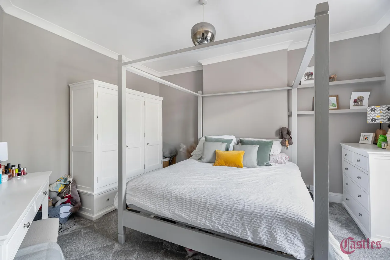 Ridge Road, N8, photo 10