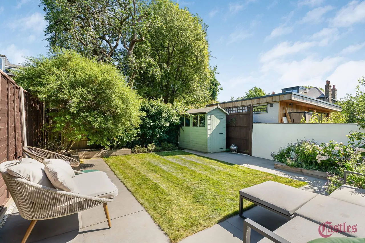 Ridge Road, N8, photo 6