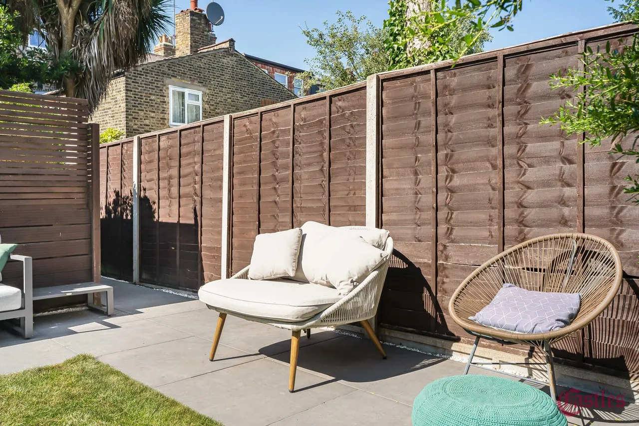 Ridge Road, N8, photo 27