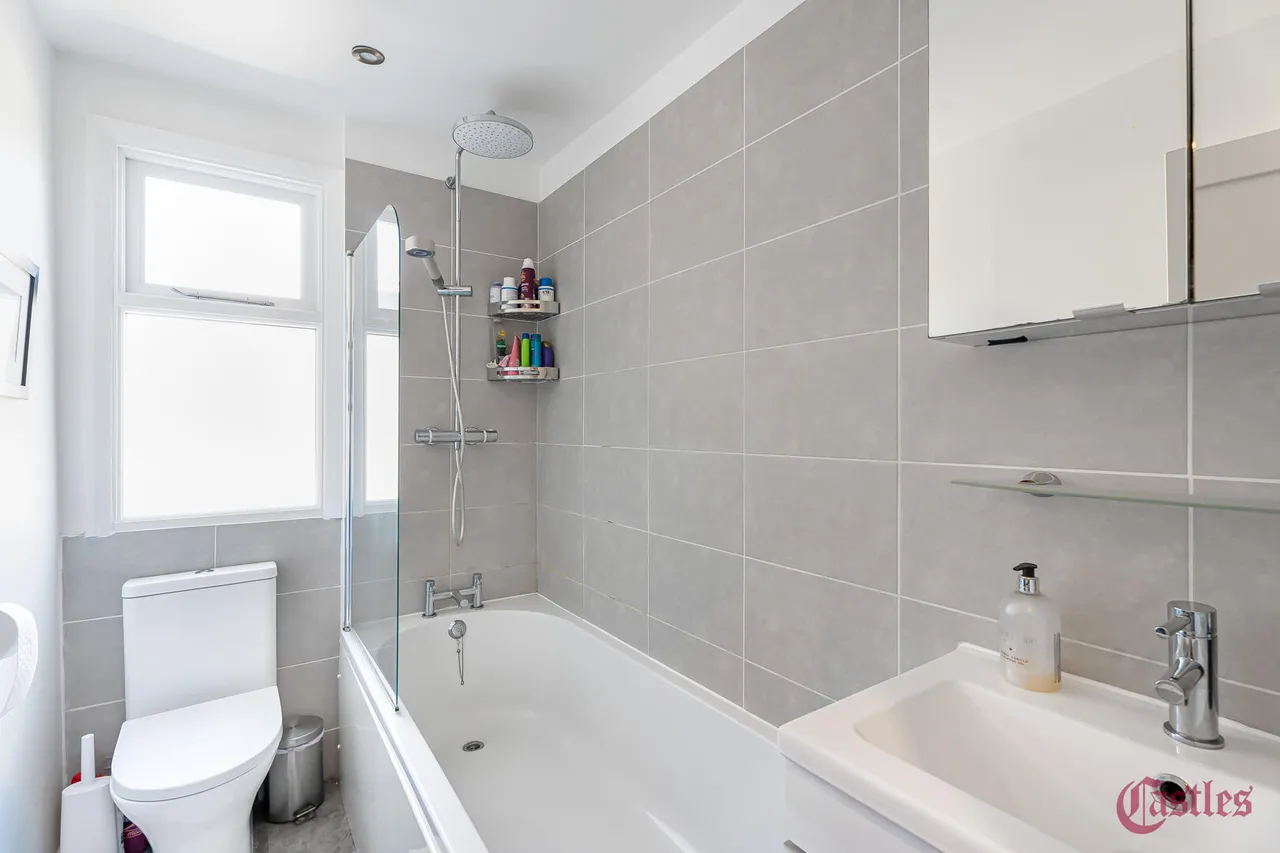 Ridge Road, N8, photo 2