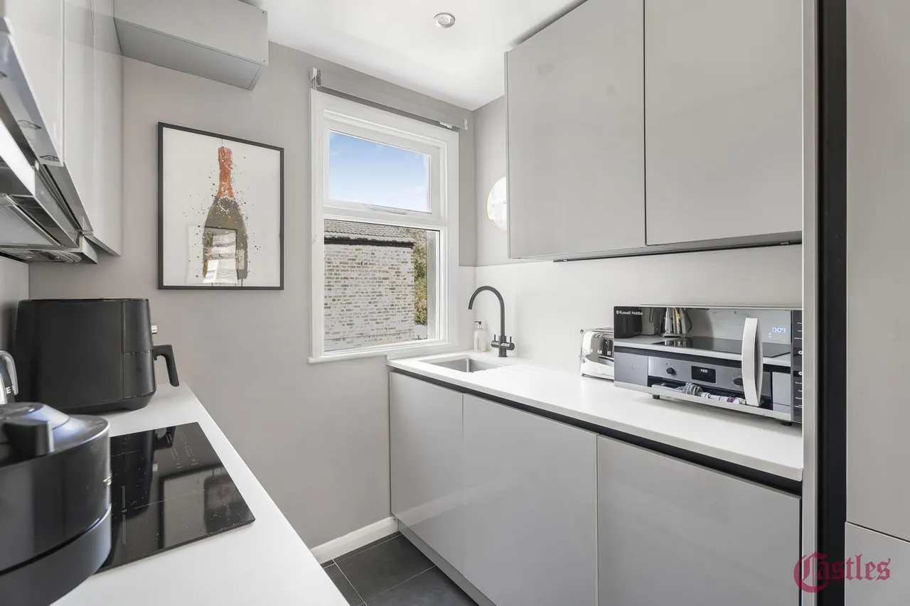 Ridge Road, N8, photo 7