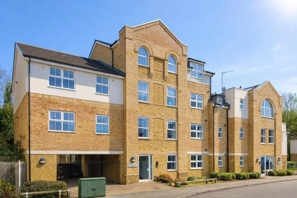 2 bed flat for sale, Station Road, Rushden