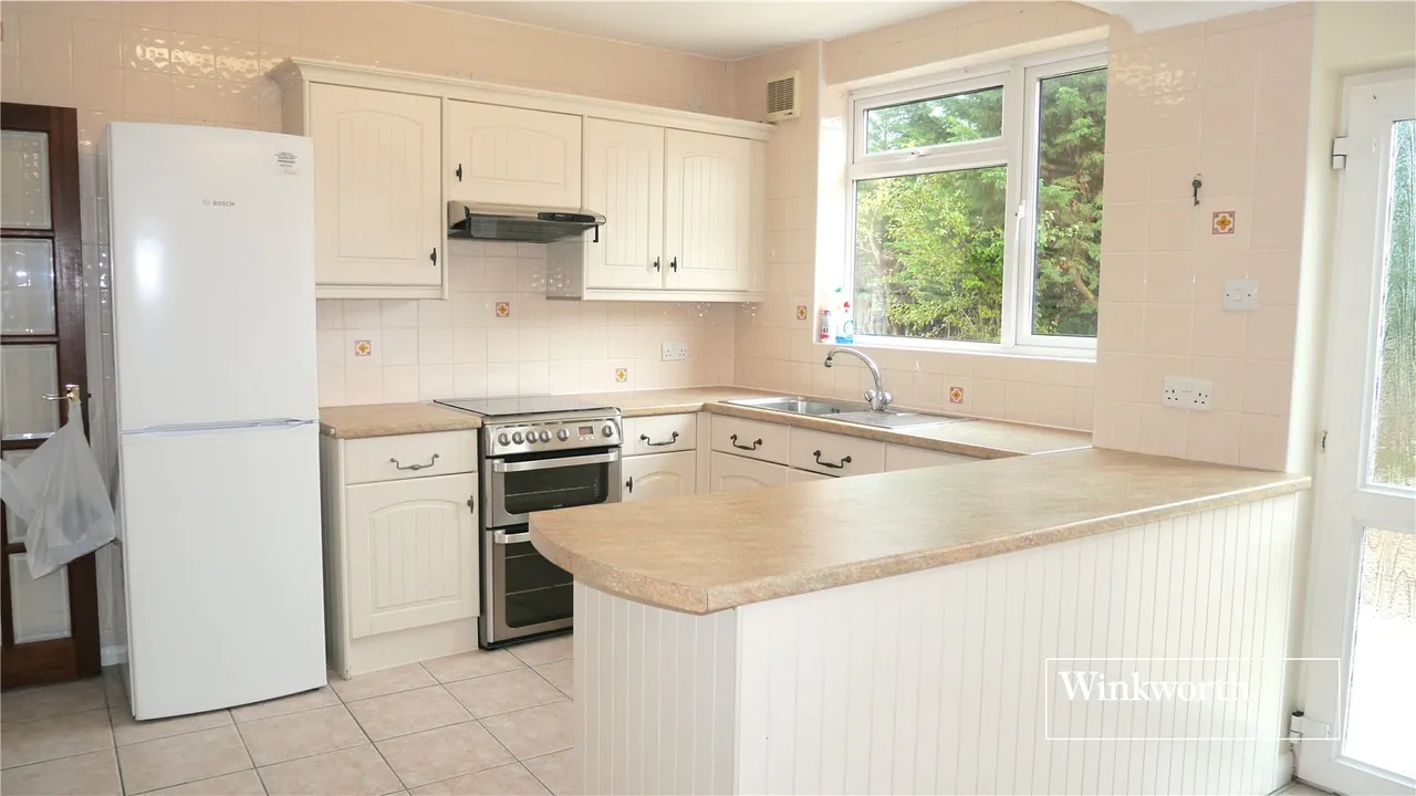Ashurst Road, Cockfosters, EN4, photo 5