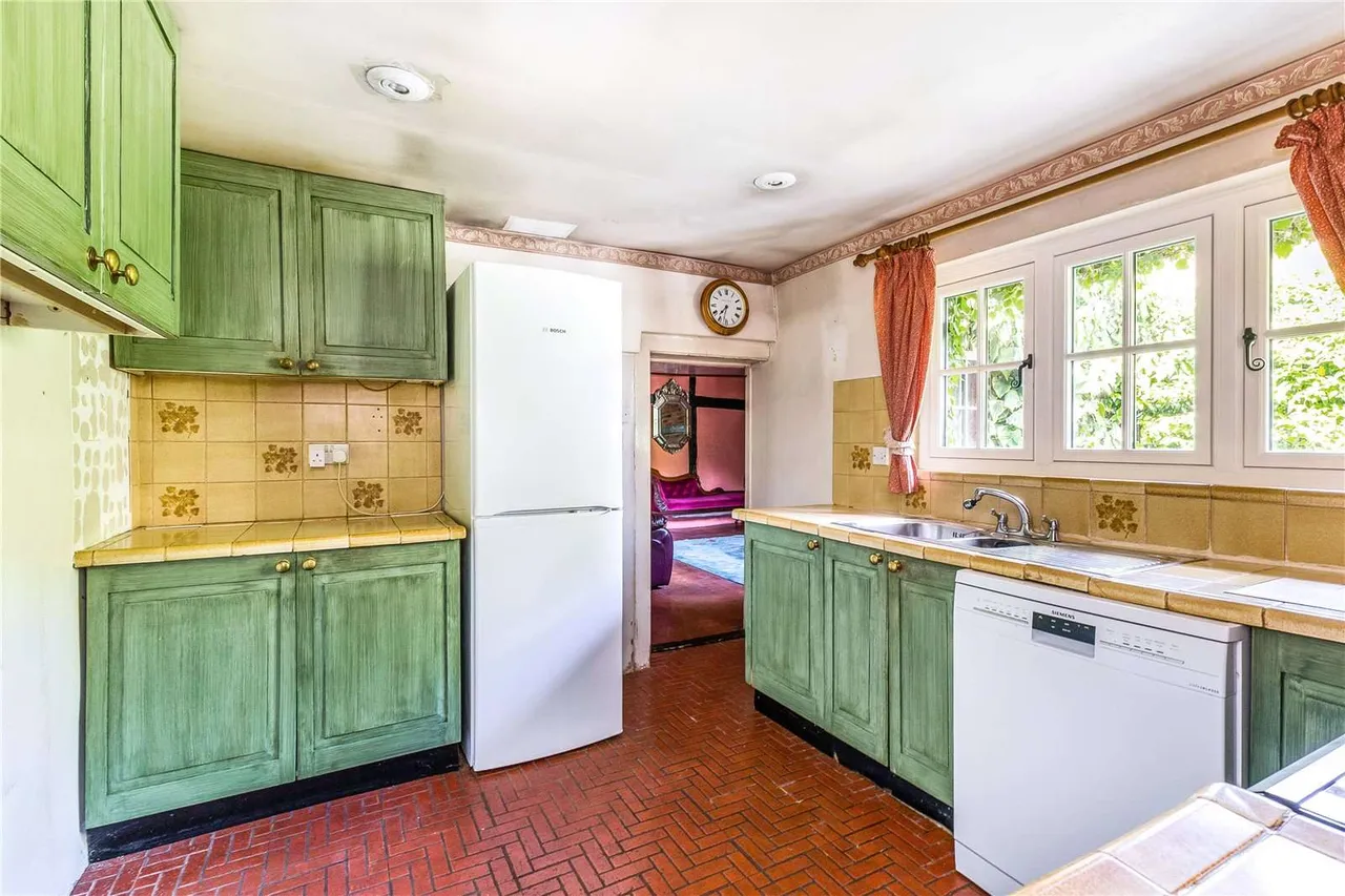 Marlow Road, Bourne End, Buckinghamshire, SL8 5PL, photo 6