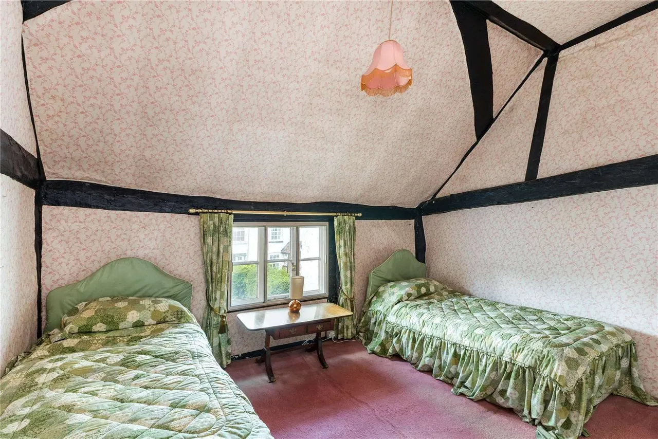 Marlow Road, Bourne End, Buckinghamshire, SL8 5PL, photo 8