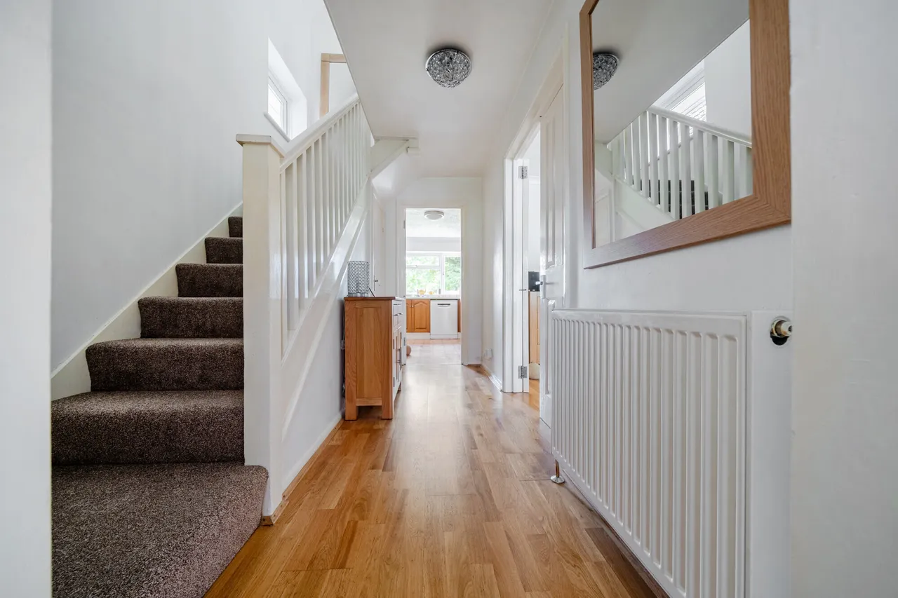 Wey Lodge Close, Liphook, GU30, photo 9