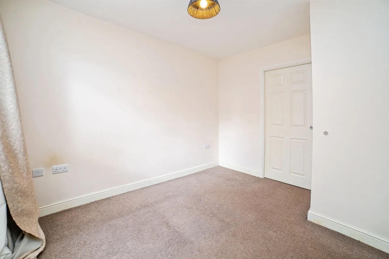 Grange Avenue, Mansfield, NG18, photo 9