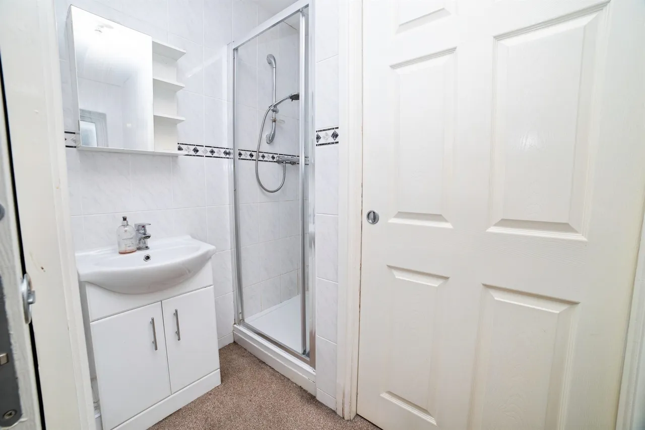 Grange Avenue, Mansfield, NG18, photo 10