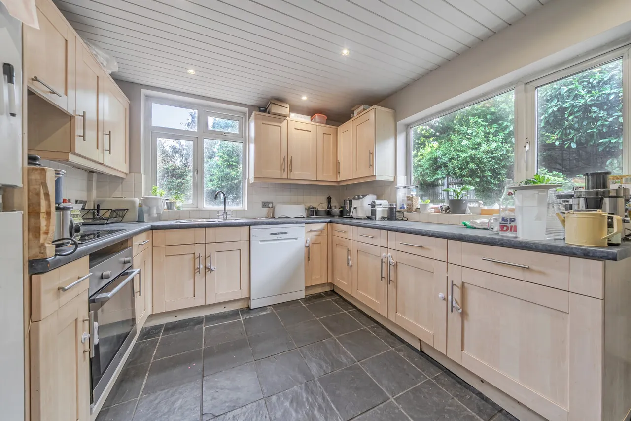 Woodyates Road, Lee, London, SE12, photo 3