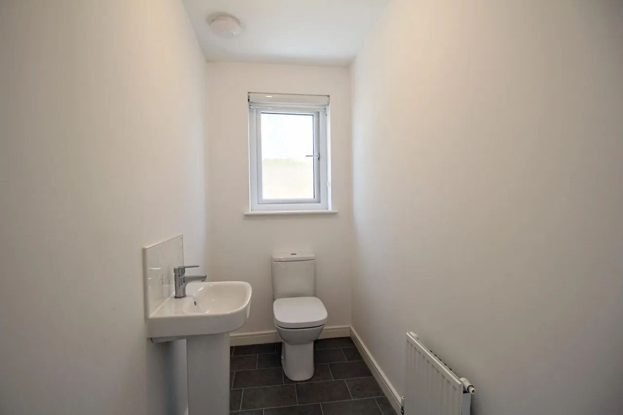Bessie Graham Court, Kilwinning, KA13, photo 8