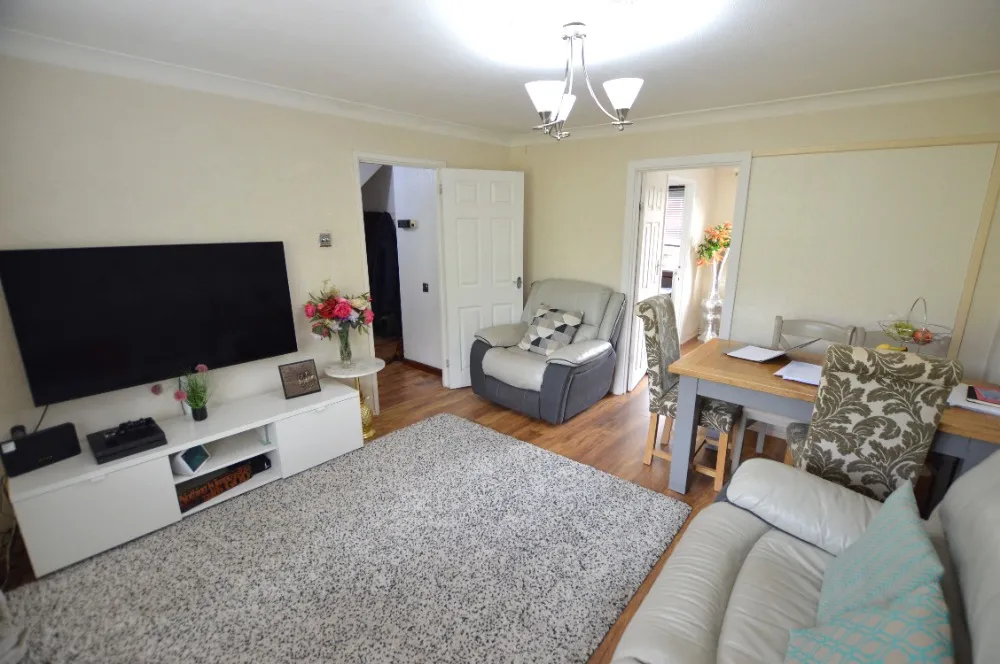 Ingress Gardens, Greenhithe, kent, DA9 9HW, photo 4