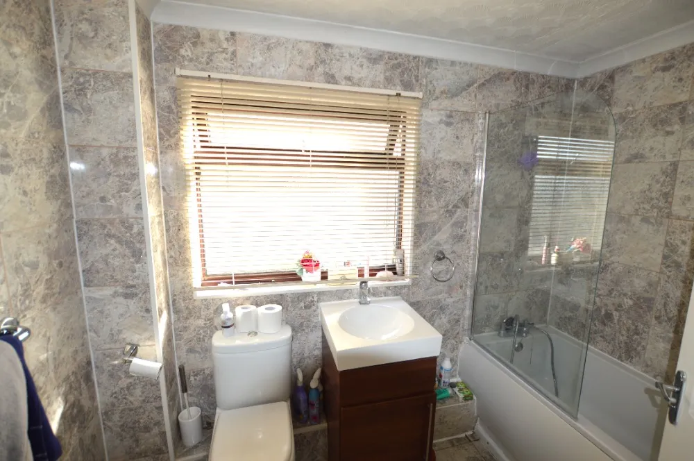 Ingress Gardens, Greenhithe, kent, DA9 9HW, photo 9