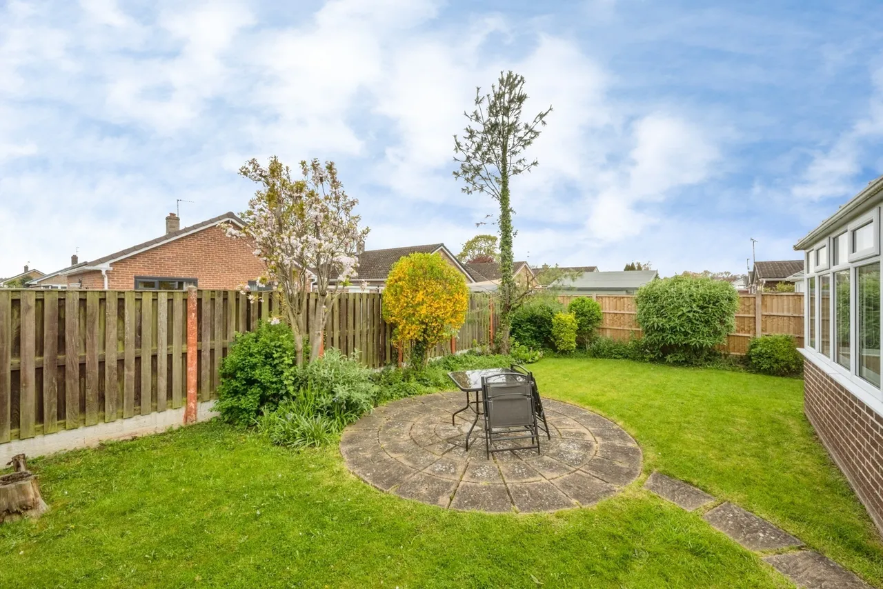Harmby Close, Skellow, Doncaster, South Yorkshire, DN6, photo 13