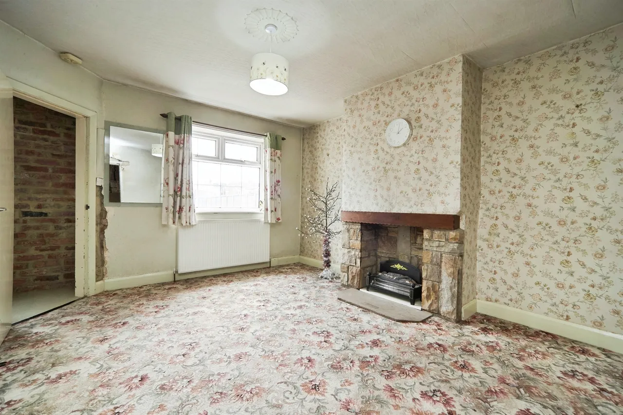 Silverdale Avenue, Guiseley, LS20, photo 6