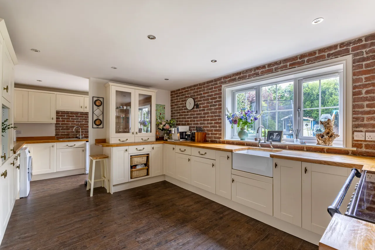Glenville Gardens, Hindhead, GU26, photo 6
