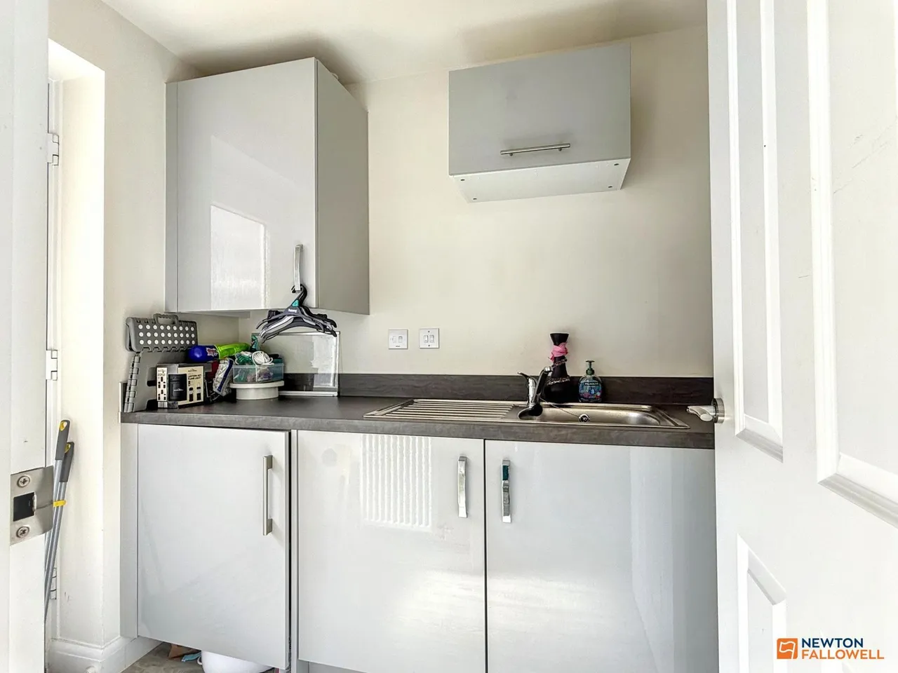 Gee Avenue, Hugglescote, LE67, photo 14