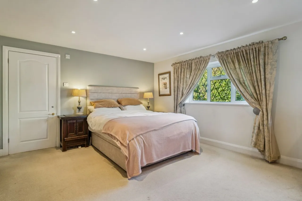 Studridge Lane, Speen, HP27, photo 2