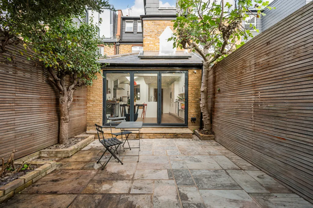 Disbrowe Road, London, W6, photo 12