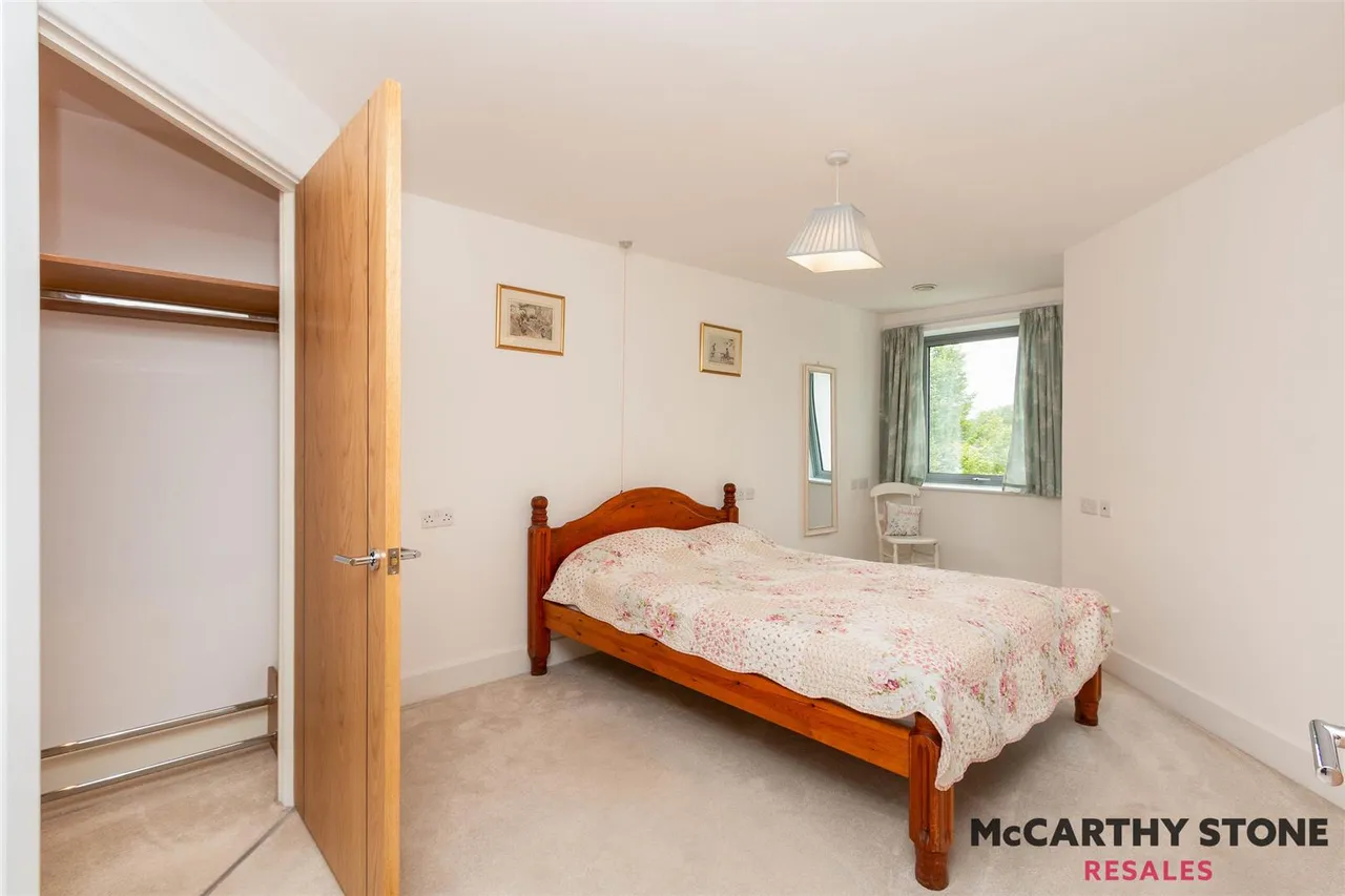 Kings Road, Fleet, GU51, photo 8