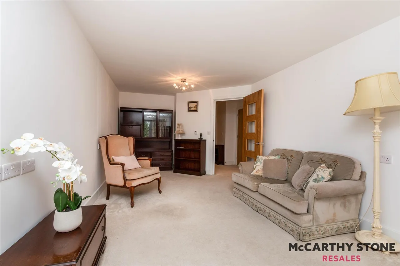 Kings Road, Fleet, GU51, photo 5