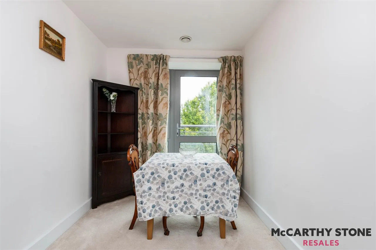 Kings Road, Fleet, GU51, photo 7