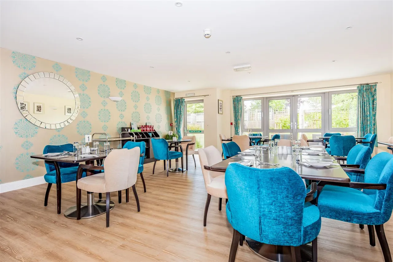 Kings Road, Fleet, GU51, photo 14