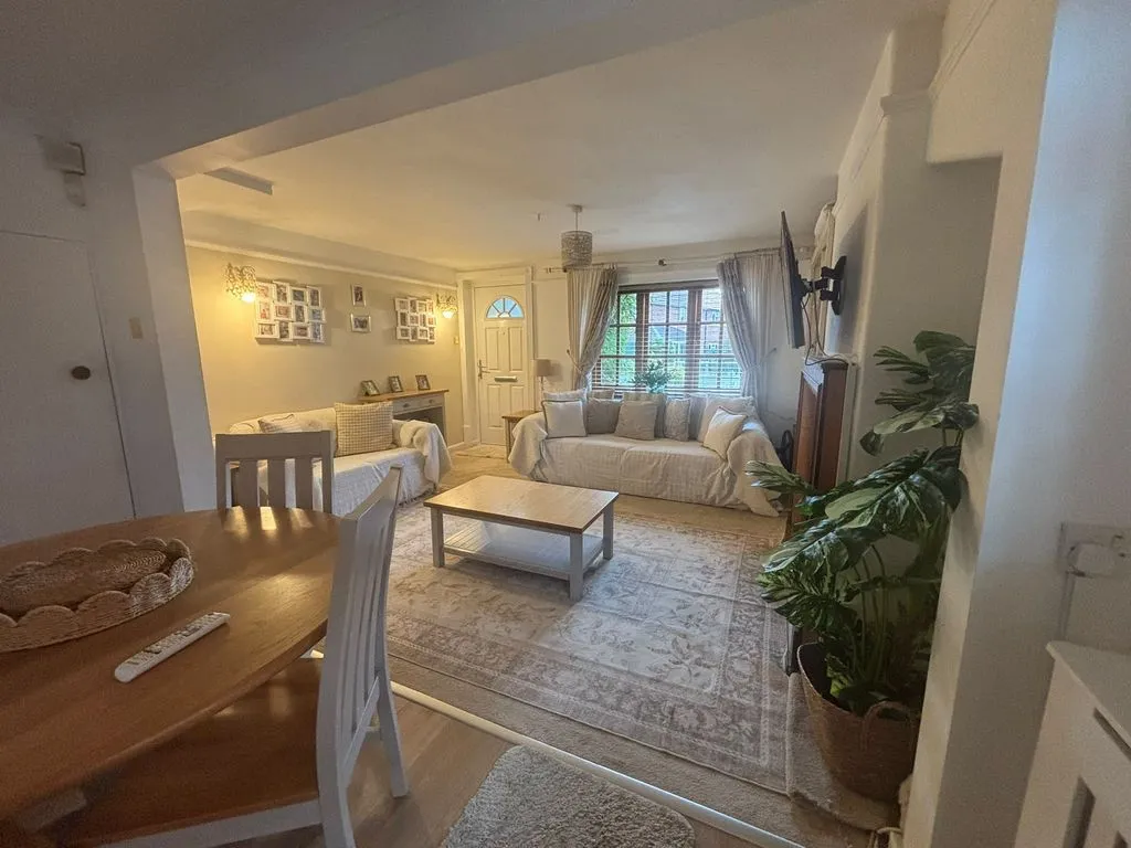 Maidenhead Road, Cookham SL6 9EA, photo 2