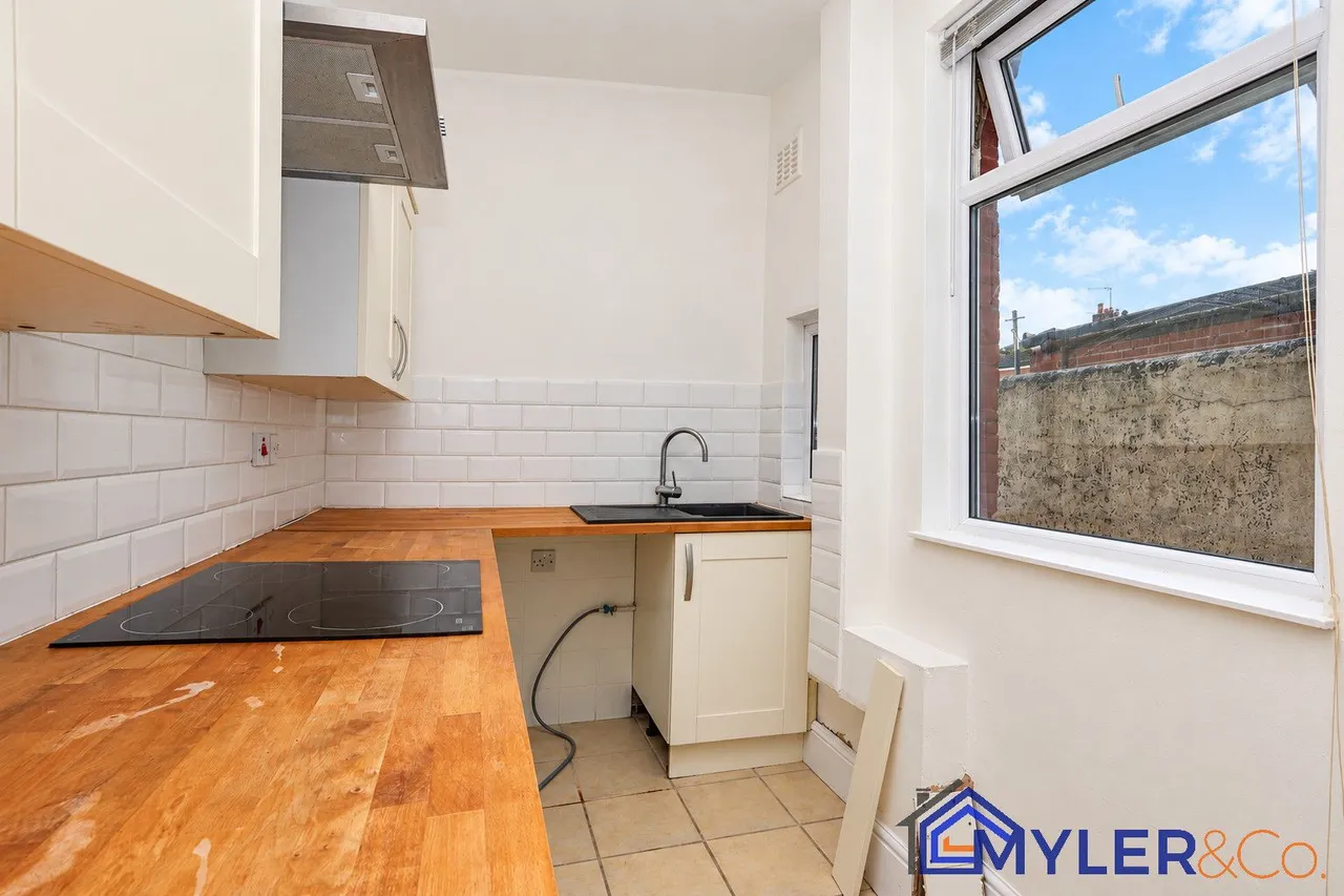 Vine Street, Widnes, photo 5