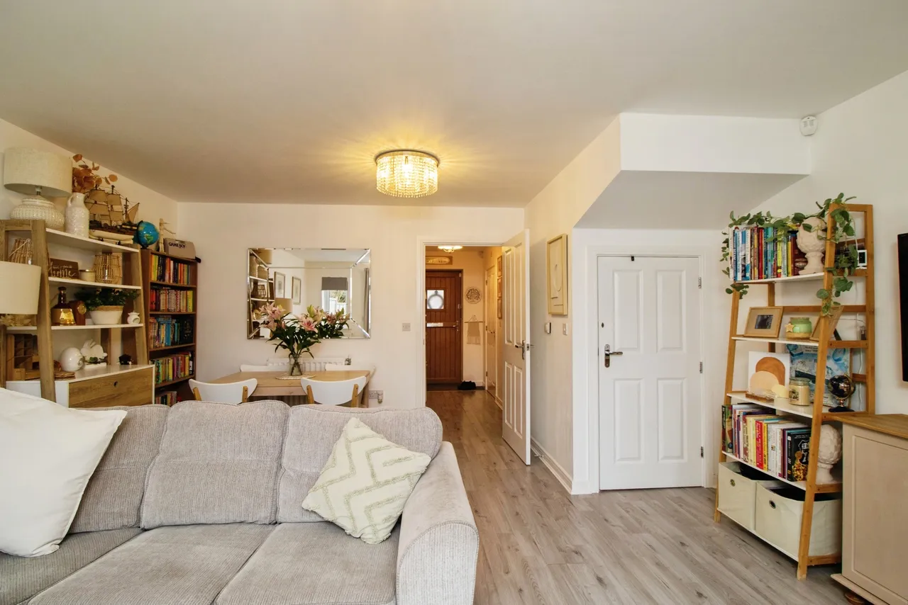 Radar Close, Southend-On-Sea, SS2, photo 18
