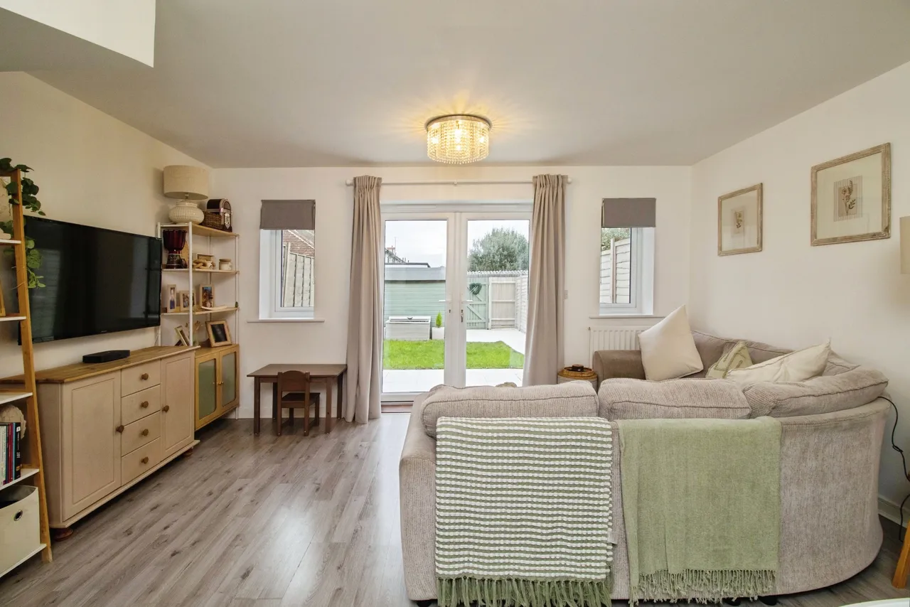 Radar Close, Southend-On-Sea, SS2, photo 10