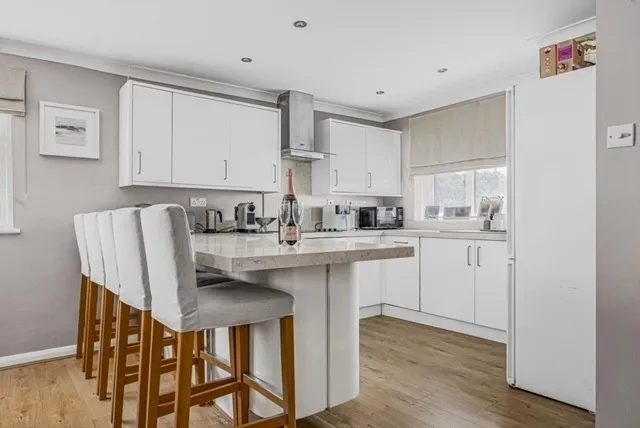 Deanfield Road, Henley On Thames, RG9, photo 3